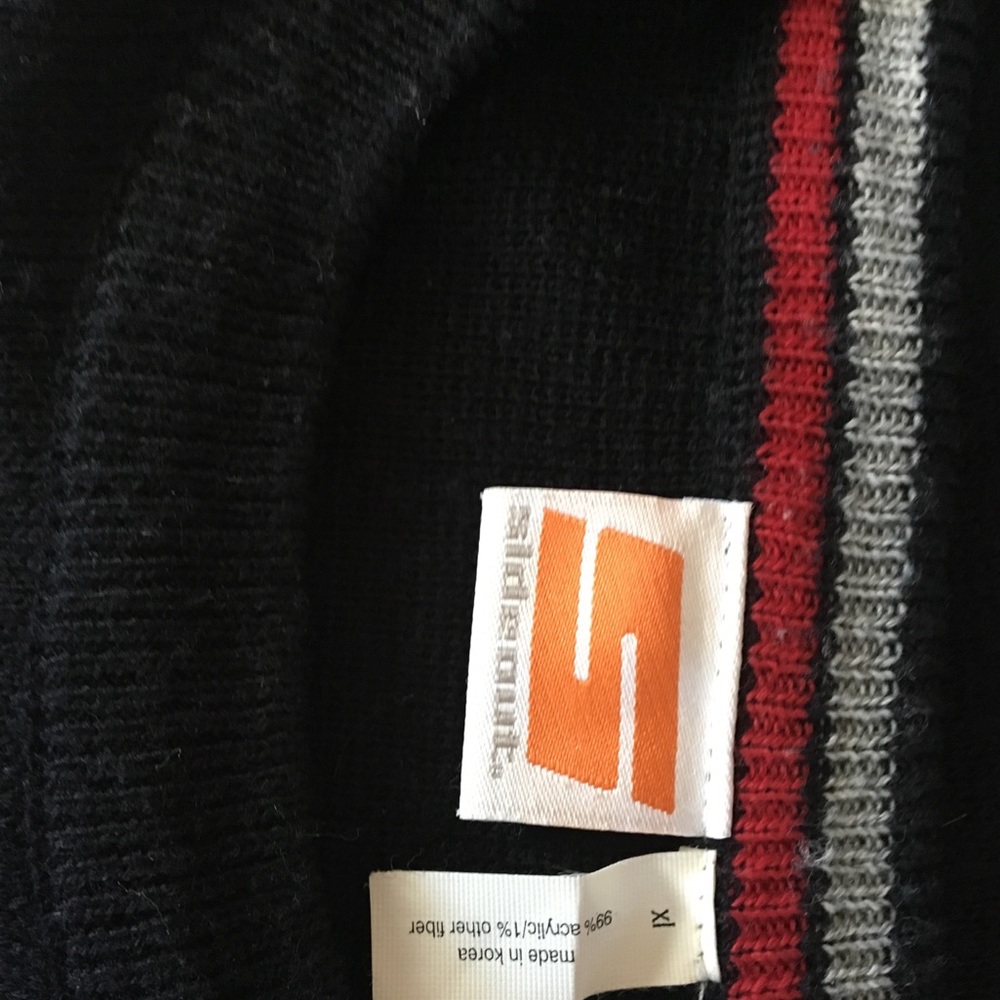 Men Sweater - Picture 2 of 2